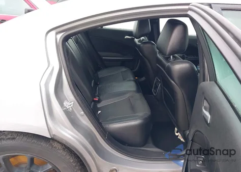 2015 Dodge Charger Sxt z USA, uszkodzony, nr VIN 2C3CDXJGXFH891493